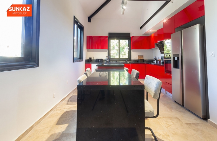 Location Appartement 120m² 5 pièces Saint-Pierre