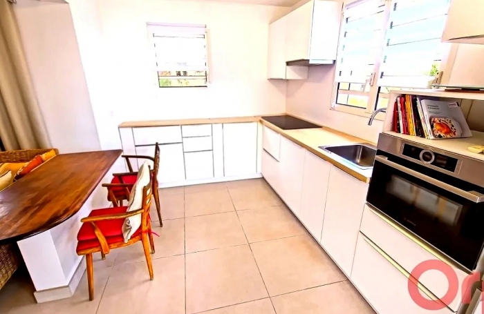 Vente Maison 182m&sup2; 8 pièces Piton Saint Leu