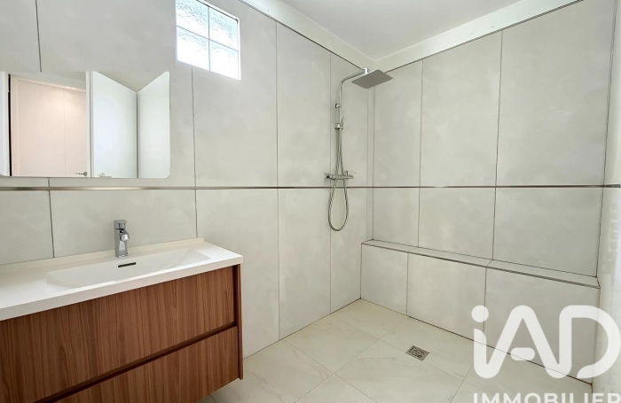 Vente Appartement 47m&sup2; 2 pi&#232;ces Saint-Pierre