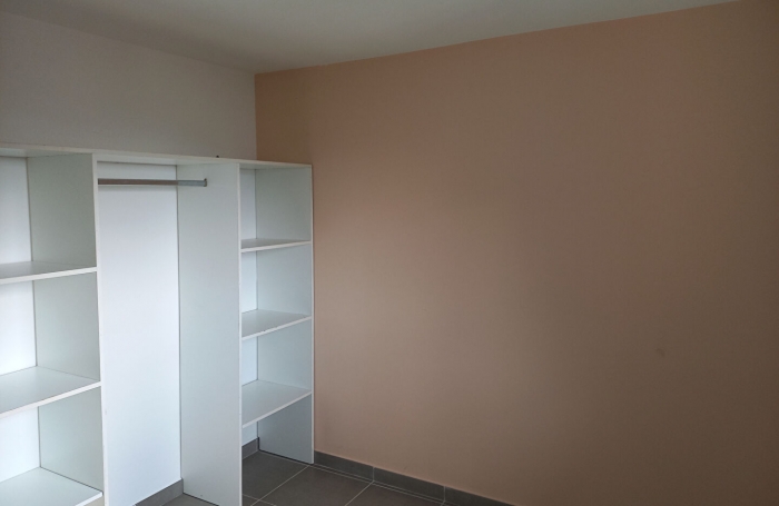 Location Appartement 57.8m² 3 pièces Saint-Benoît