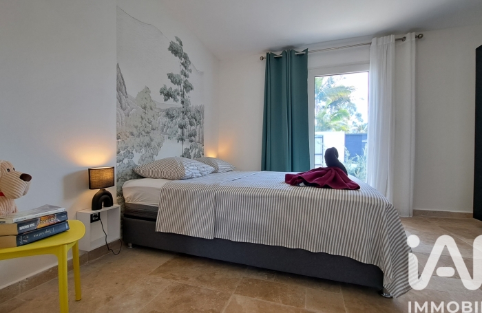 Vente Divers 250m&sup2; 7 pi&#232;ces Le Tampon