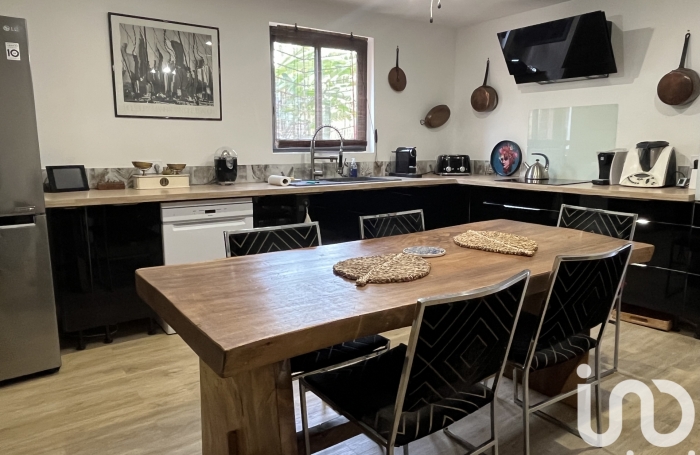 Vente Maison 237m&sup2; 8 pi&#232;ces Bois de Nefles St Paul