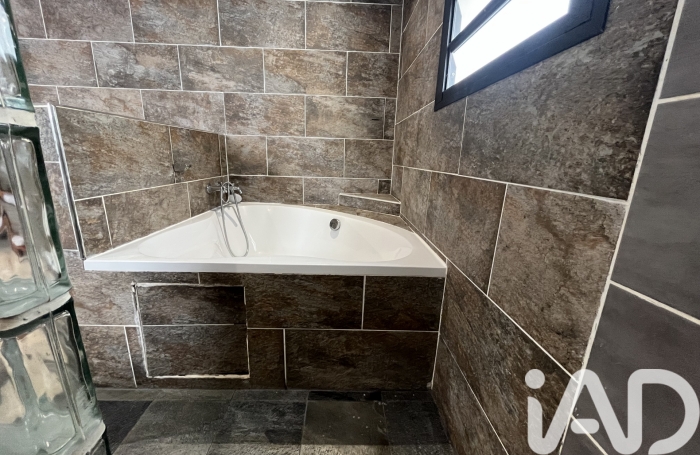 Vente Maison 237m&sup2; 8 pi&#232;ces Bois de Nefles St Paul