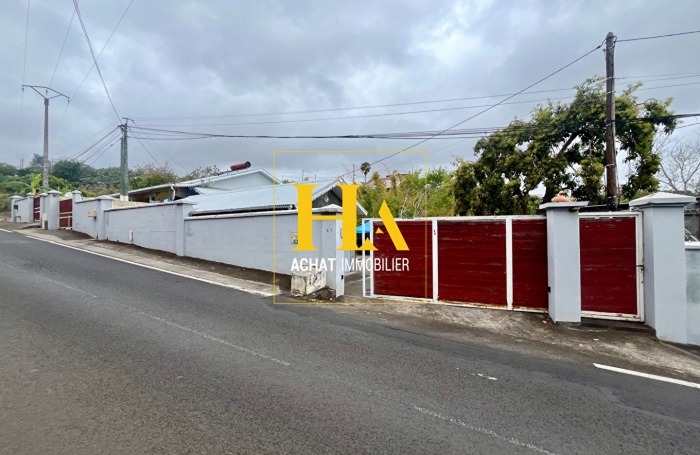 Vente Maison 257.7m² 12 pièces Saint Gilles Les Hauts