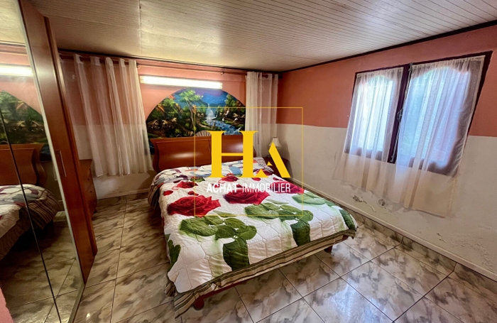 Vente Maison 257.7m² 12 pièces Saint Gilles Les Hauts