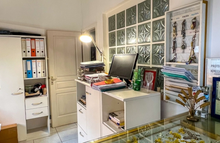 Vente Maison 681m&sup2; 17 pi&#232;ces Saint Gilles Les Hauts