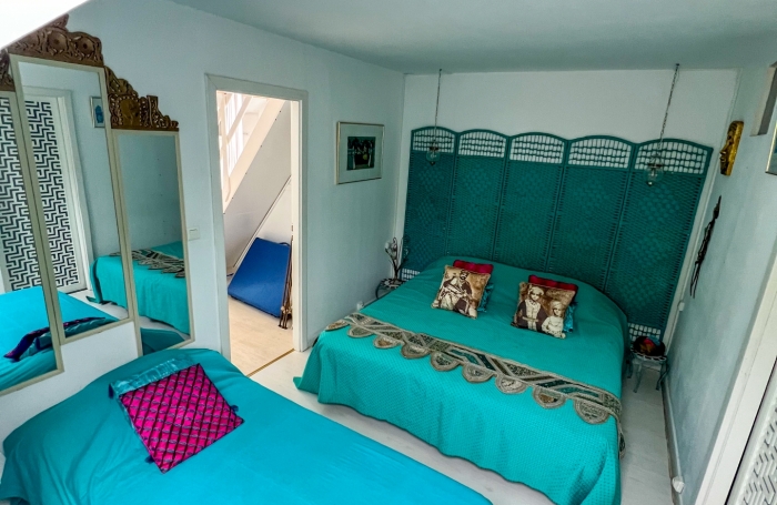 Vente Maison 681m&sup2; 17 pi&#232;ces Saint Gilles Les Hauts