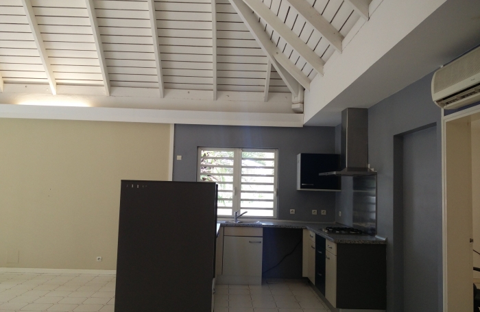 A LOUER VILLA F4 A LA RAVINE DES CABRIS