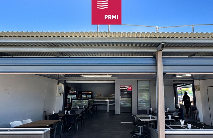 Vente Local commercial 240m² 4 pièces Sainte Suzanne