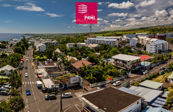 Vente Local commercial 240m² 4 pièces Sainte Suzanne