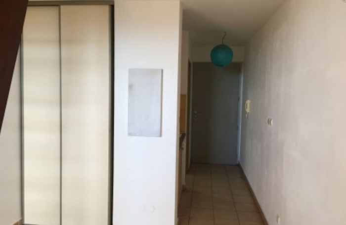 Location Appartement 19.7m² 1 pièce Sainte Clotilde