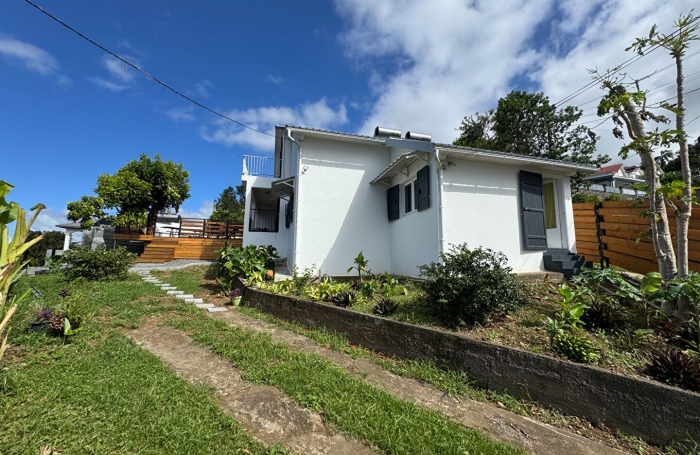 Location Maison 137m² 6 pièces Sainte Clotilde