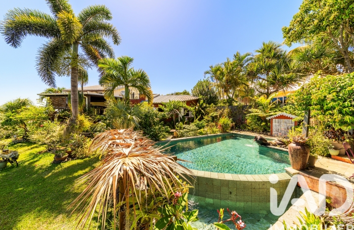 Vente Divers 152m&sup2; 5 pièces Sainte Marie