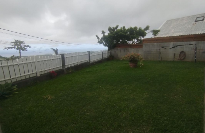 Location Maison 205.87m&sup2; 5 pièces Sainte Clotilde