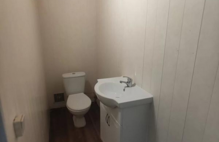 Location Local commercial 51m&sup2; 1 pi&#232;ce Saint Paul