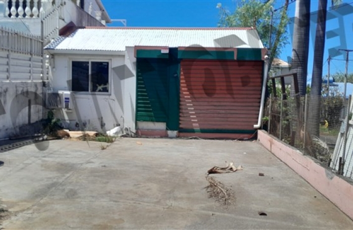 Location Local commercial 90m&sup2; Saint-Pierre