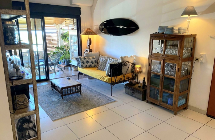 Vente Appartement 65.57m&sup2; 3 pièces Saint Gilles les Bains