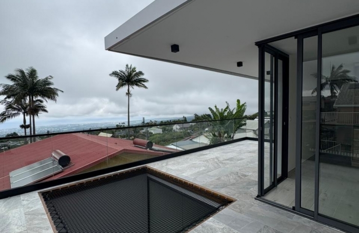 Vente Divers 140m&sup2; 5 pièces Le Tampon