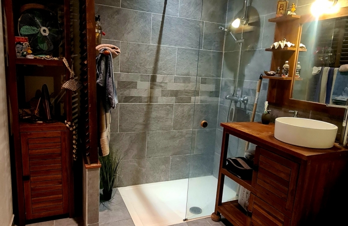 Vente Appartement 46m&sup2; 2 pièces Saint Gilles les Bains