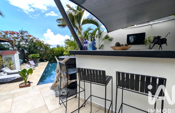 Vente Divers 185m&sup2; 6 pièces Saint Paul