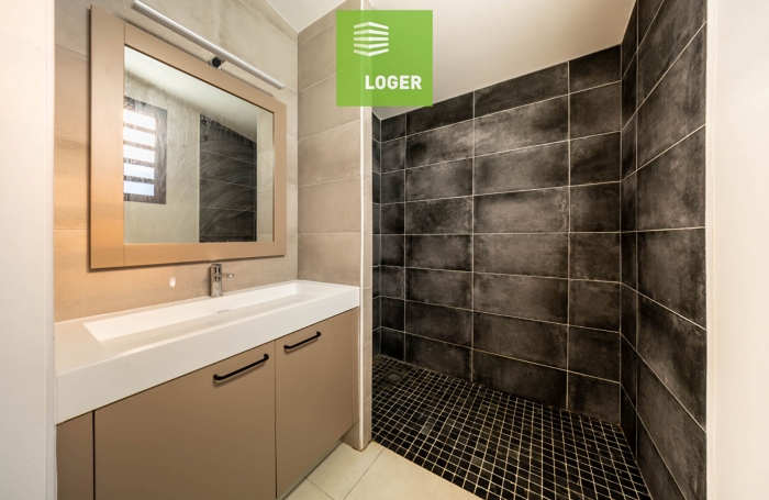 Location Maison 86m&sup2; 4 pi&egrave;ces Saint-Pierre