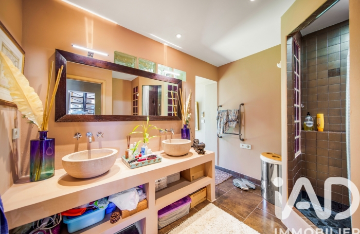 Vente Maison 235m&sup2; 7 pièces La Montagne