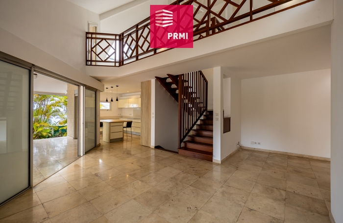 Vente Maison 220m&sup2; 5 pi&egrave;ces Le Guillaume