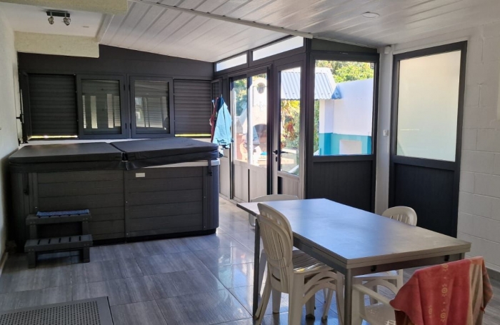 &Agrave; VENDRE   Villa F7 de 171 m2   Charme cr&eacute;ole et prestige &agrave; L&rsquo;Entre-Deux 650000&euro; FAI