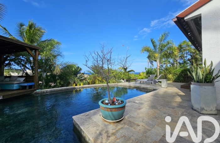 Vente Divers 141m&sup2; 5 pièces Saint Gilles les Bains