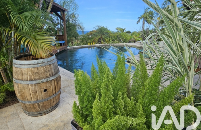 Vente Divers 141m&sup2; 5 pièces Saint Gilles les Bains