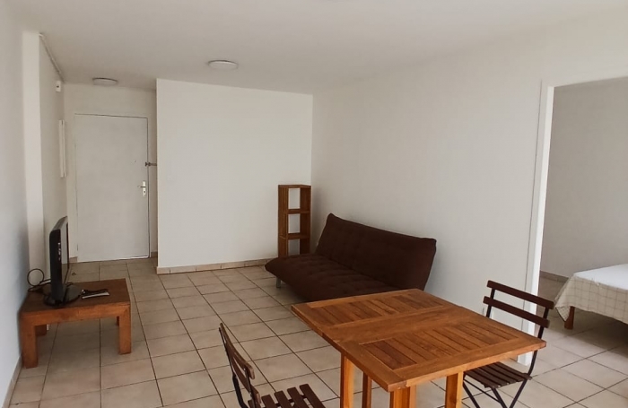 Location Appartement 45m&sup2; 2 pièces Saint-Pierre