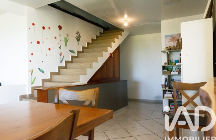 Vente Maison 153m&sup2; 6 pièces Etang-Sale