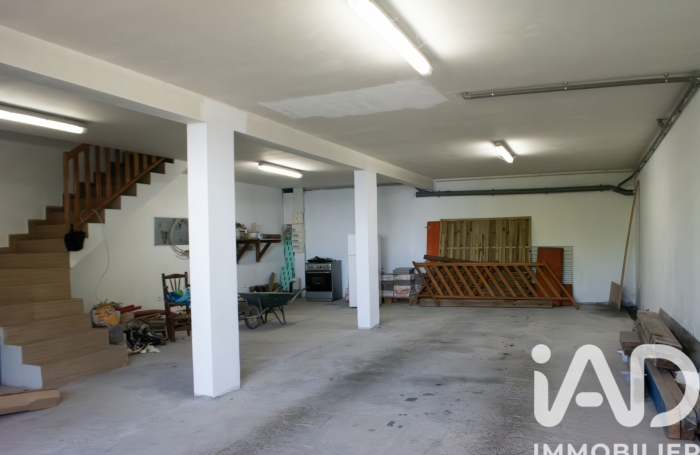 Vente Maison 153m&sup2; 6 pièces Etang-Sale