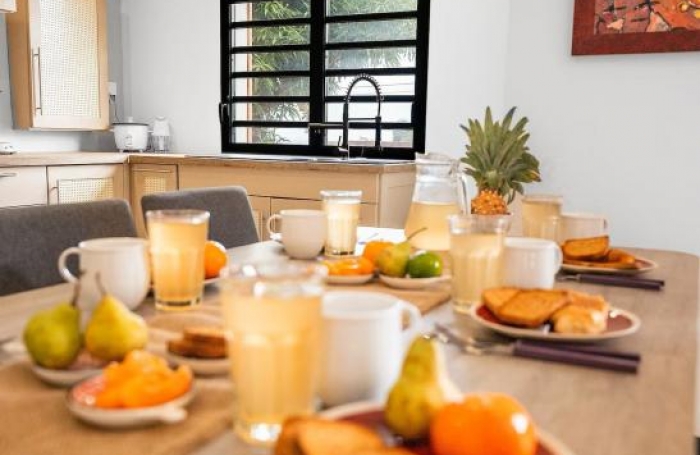 Vente Maison 130m&sup2; 4 pièces Saint Gilles les Bains