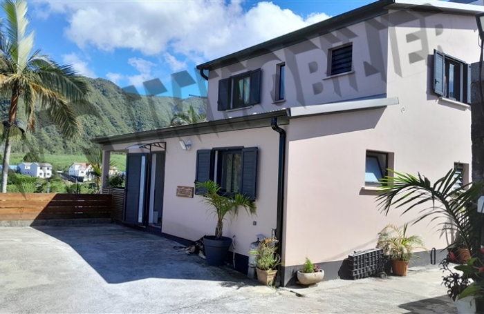 Location Maison 74m&sup2; 4 pi&egrave;ces Rivi&egrave;re Saint Louis