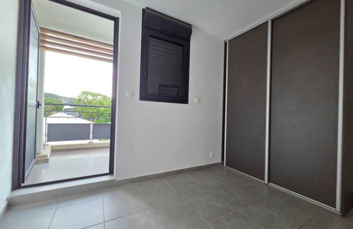 Vente Appartement 47m&sup2; 3 pièces Saint Paul