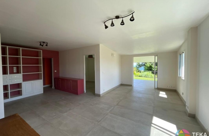 Vente Maison 94.32m&sup2; 5 pièces Saint Denis