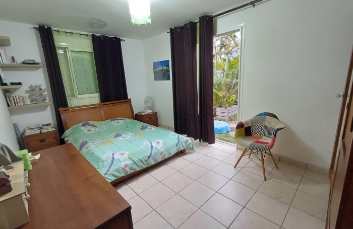 Villa T5 meubl&eacute;e au Tampon