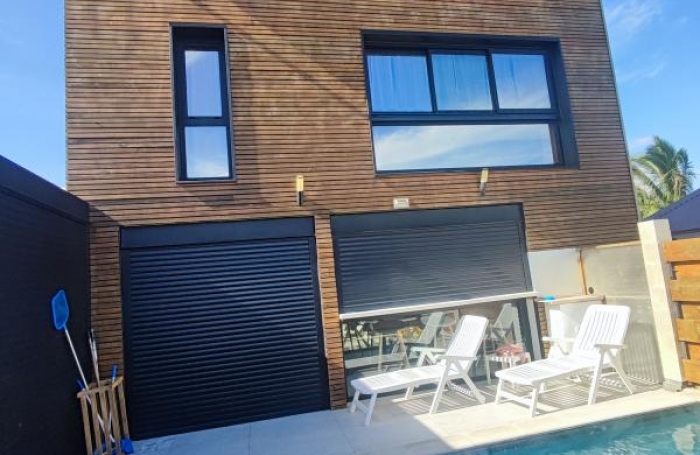 Vente Immeuble 120m&sup2; 6 pièces Saint-Pierre