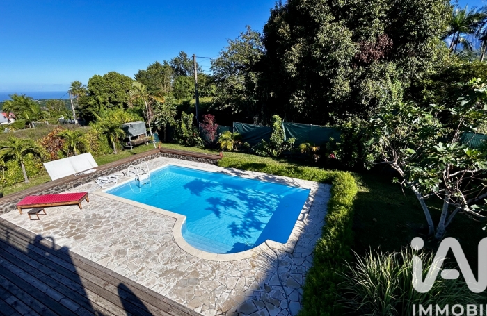 Vente Divers 202m&sup2; 6 pièces Le Tampon