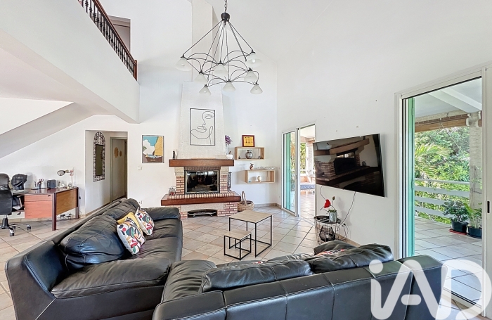 Vente Divers 202m&sup2; 6 pièces Le Tampon