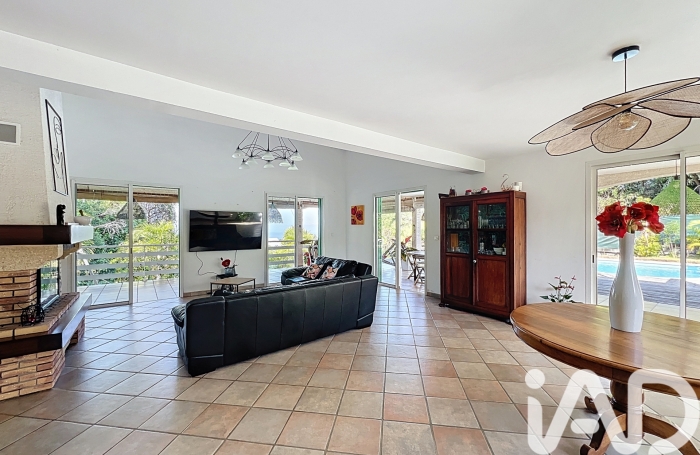 Vente Divers 202m&sup2; 6 pièces Le Tampon