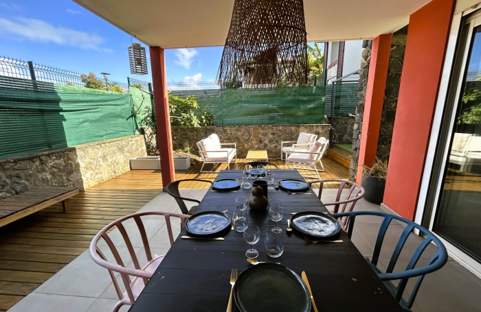 A vendre T3 meubl&eacute; avec terrasse, jardin, jacuzzi &agrave; Saint Paul