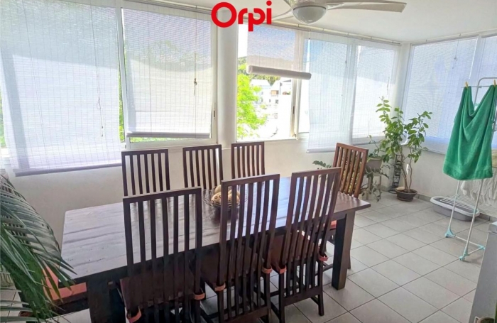 Vente Appartement 82m&sup2; 3 pièces Saint Gilles les Bains