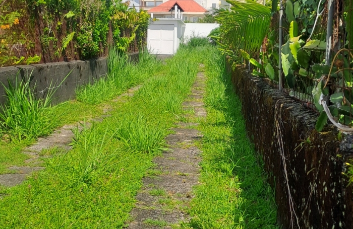 A vendre villa F5/6 de 170 m2 sur un terrain de 360 m2