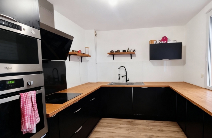 Villa &agrave; vendre 320000 &euro; avec 5 chambres &agrave; Saint-Denis