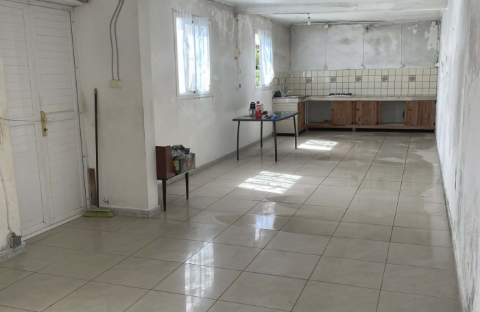 Vente Maison 156m&sup2; 5 pièces Sainte Rose