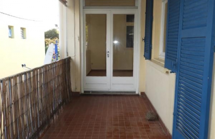 Location Appartement 100m&sup2; 4 pièces Sainte Suzanne