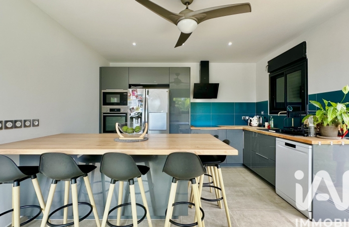 Vente Divers 150m&sup2; 5 pièces Saint-Pierre