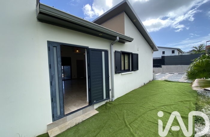 Location Divers 102m&sup2; 4 pièces Etang-Sale